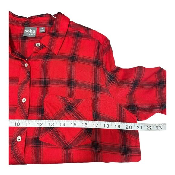 SOHO Women SZ M Red Plaid Button Up Lightweith Shirt Slit Insert Back Casual - Picture 4 of 14